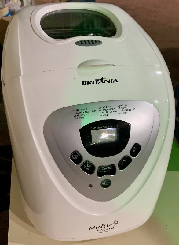 Máquina de pão Britânia multi pane
