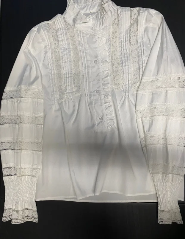 Camisa branca Fem babado e renda