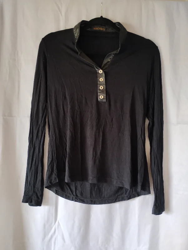 Blusa preta manga longa 