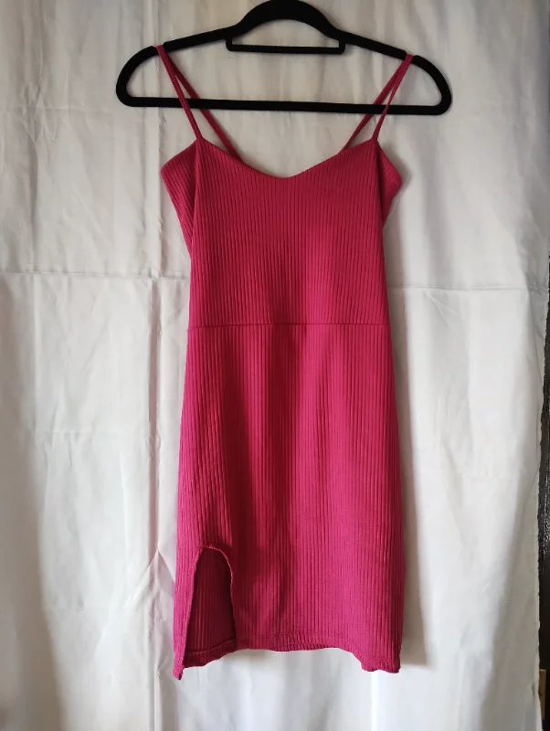 Vestido Rosa canelado curto